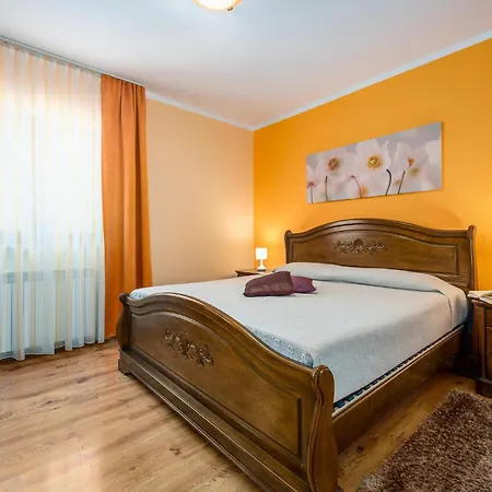Two-bedroom In * Tinjan