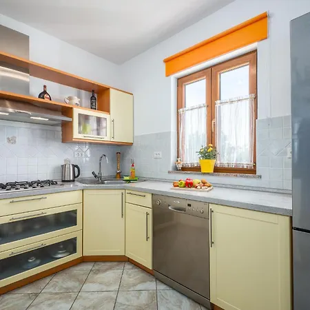 Two-bedroom In 펜션