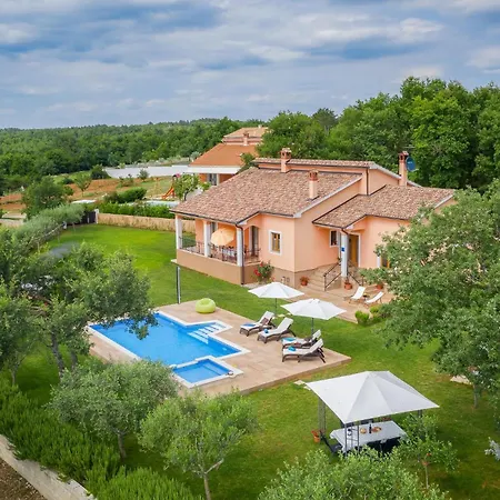 Two-bedroom In * Tinjan